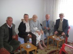 Zahit Ejder`in en son fotoğrafı. 27.4.2012.Behsat ve Orhan Selvi,Zahit Ejder, Enver Bilgin ve Ali Ergen.