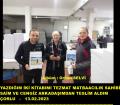 KİTAPLARIN TESLİMİ. FİRMA SAHİPLERİ SAİM VE CENGİZ BEYLER İLE.