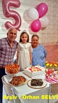 RAHMETLİ MEHMET SEZGİN TORUNU VE EŞİ